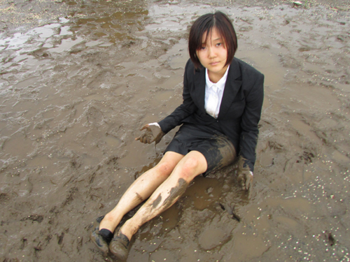 Japanese Wetandmessy With Suit Or Outfit For Office Final Day Of The Enlistment Examination